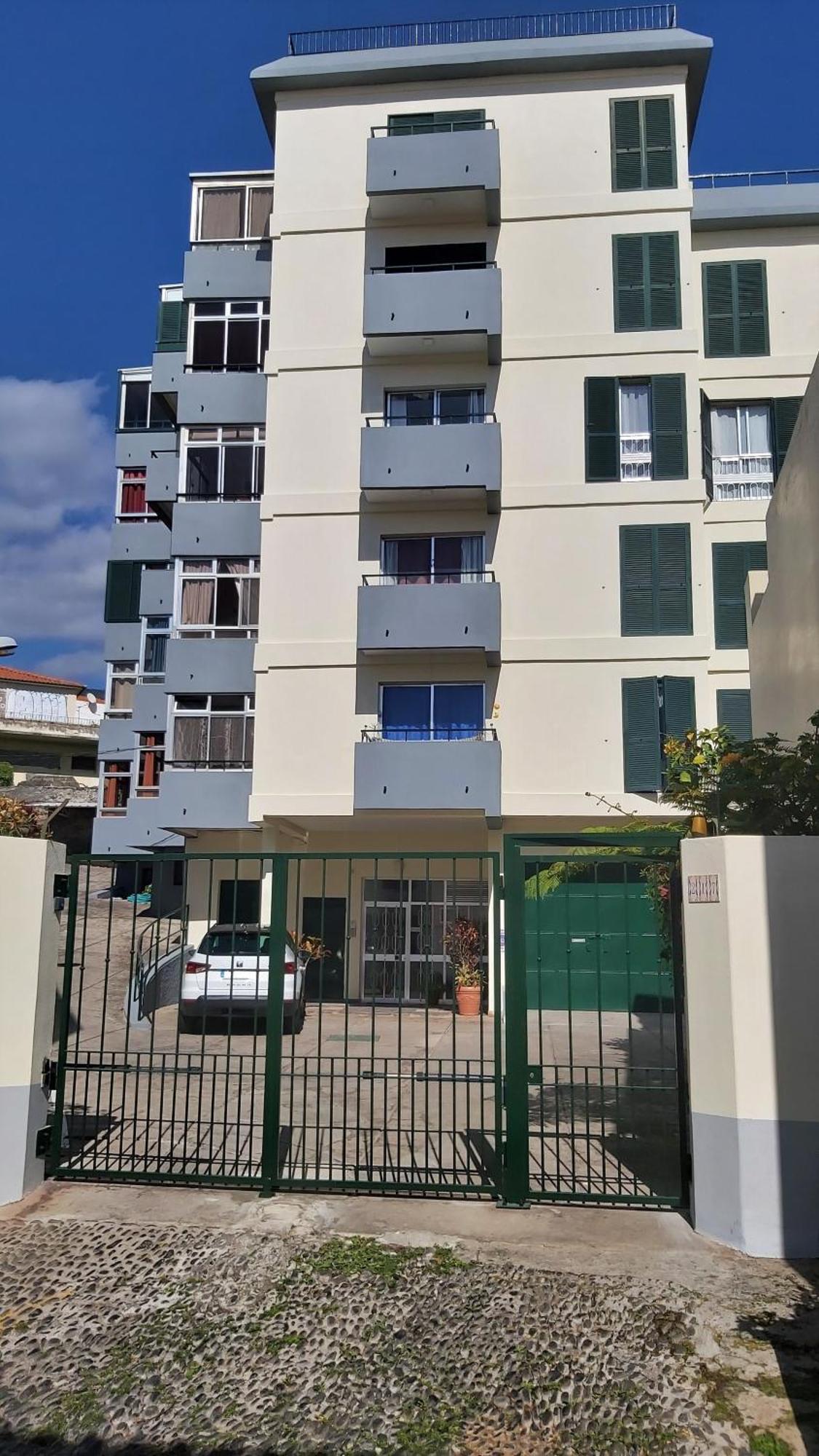 Apartamento Do Corpo Santo 푼샬 외부 사진